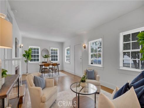207 W Buffalo Avenue, Santa Ana, CA