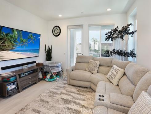 854  S Harbor Blvd  , Santa Ana, CA