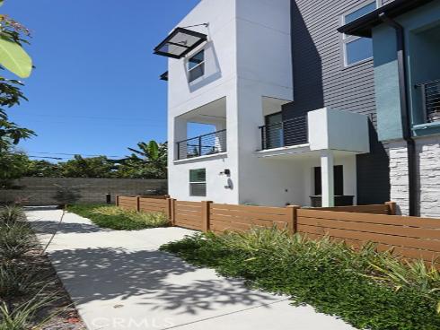 854  S Harbor Blvd  , Santa Ana, CA