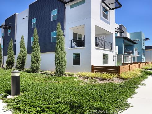 854  S Harbor Blvd  , Santa Ana, CA