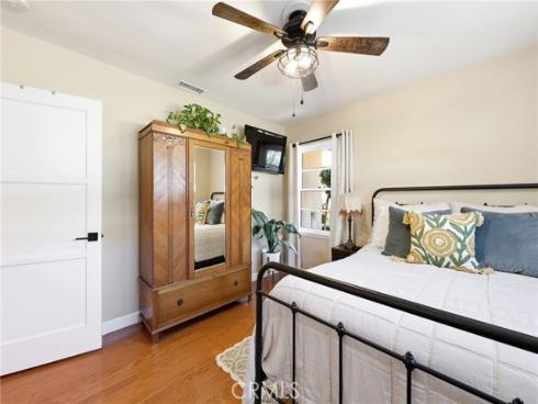 1206 West 18th Street , Santa Ana, CA