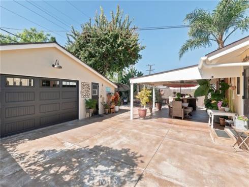 1206 West 18th Street , Santa Ana, CA