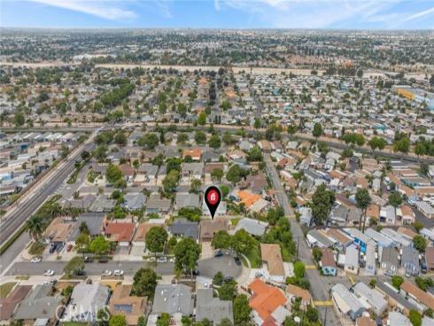 506 S Everglade  , Santa Ana, CA
