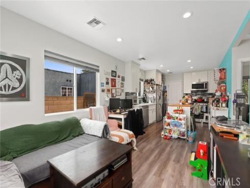 1127 S Shelton  , Santa Ana, CA