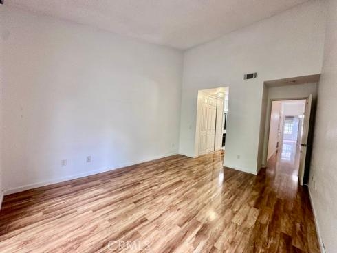 2542 W Macarthur  , Santa Ana, CA