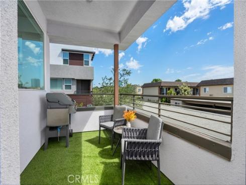 651 S Lyon   Street, Santa Ana, CA