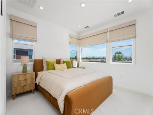 651 S Lyon   Street, Santa Ana, CA
