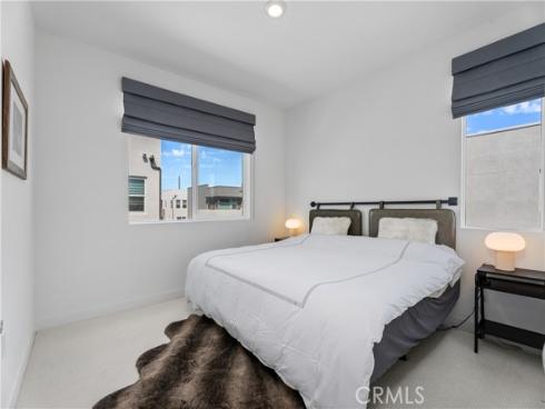 651 S Lyon   Street, Santa Ana, CA