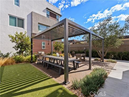 651 S Lyon   Street, Santa Ana, CA