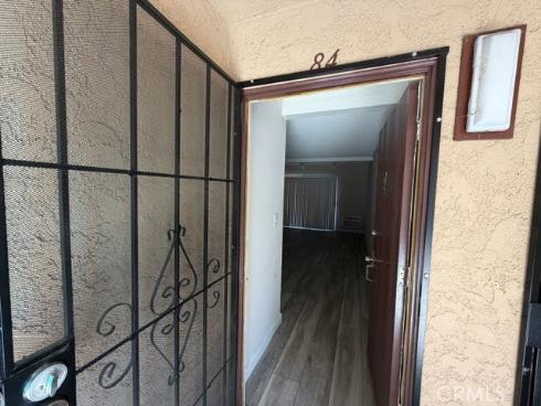 1000 W Macarthur  84  Boulevard, Santa Ana, CA