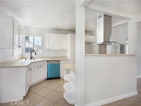 812 N Louise , Santa Ana, CA