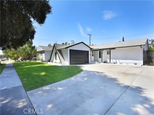 2105 W Hall , Santa Ana, CA