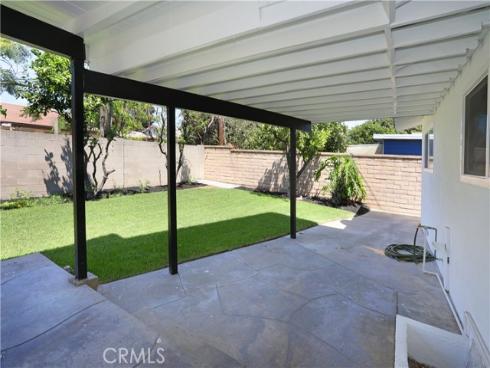 2105 W Hall  , Santa Ana, CA