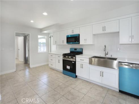 2105 W Hall , Santa Ana, CA
