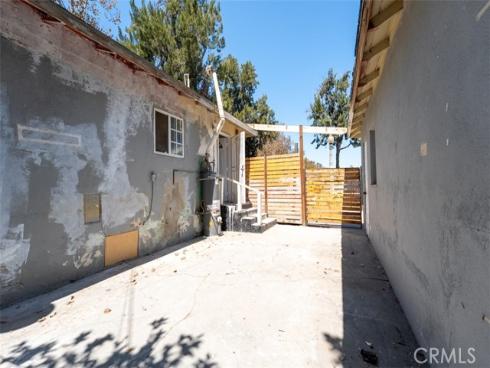 2101 S Sycamore , Santa Ana, CA