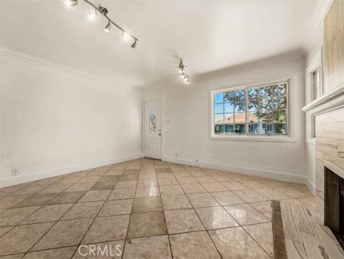 2101 S Sycamore , Santa Ana, CA