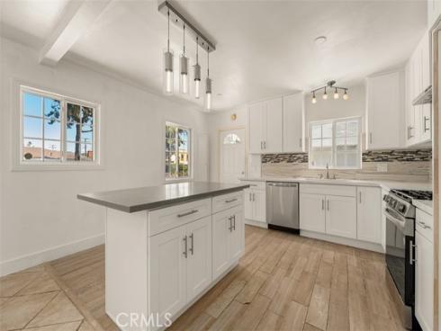 2101 S Sycamore , Santa Ana, CA