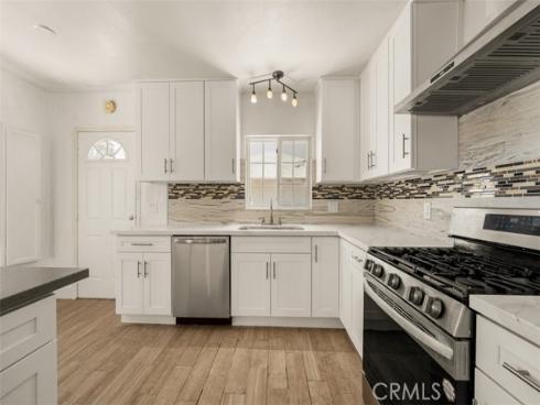 2101 S Sycamore , Santa Ana, CA
