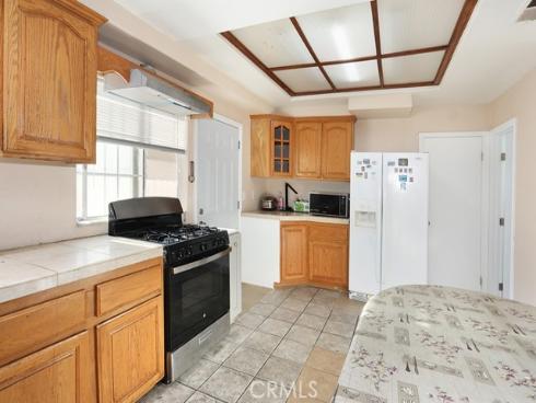5214 W 3rd , Santa Ana, CA