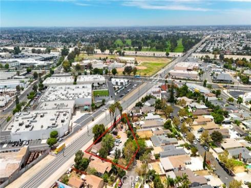 2430 W 6th  A&B , Santa Ana, CA