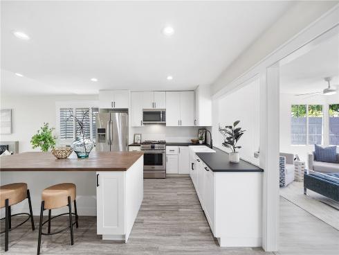 2818 N Lowell , Santa Ana, CA