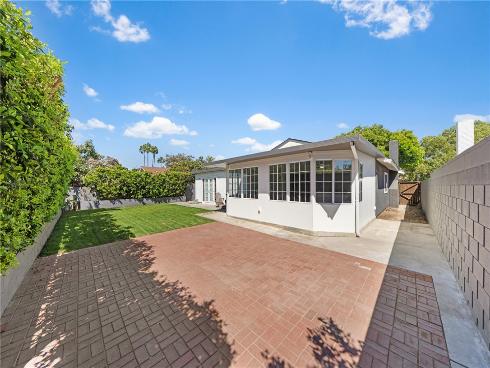 2818 N Lowell , Santa Ana, CA
