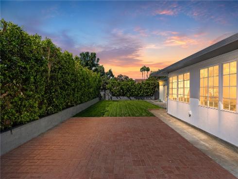 2818 N Lowell , Santa Ana, CA