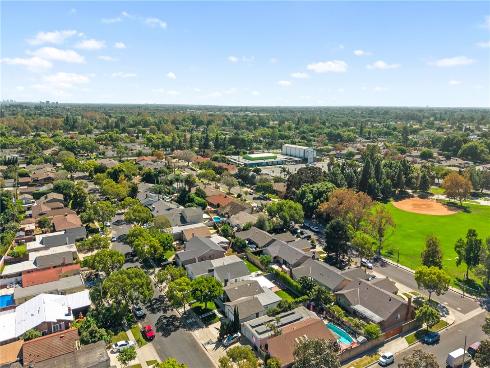 2818 N Lowell , Santa Ana, CA