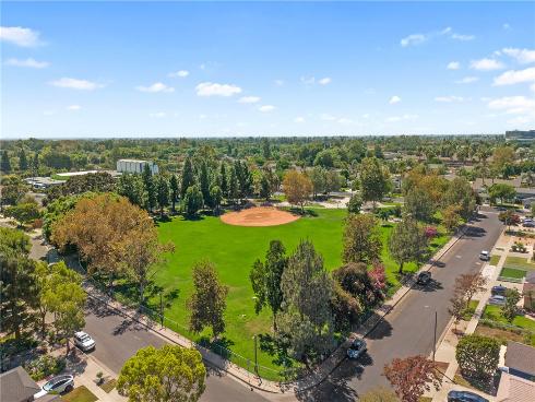 2818 N Lowell , Santa Ana, CA