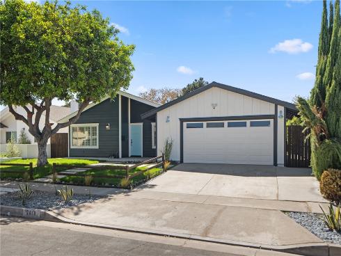 2818 N Lowell , Santa Ana, CA