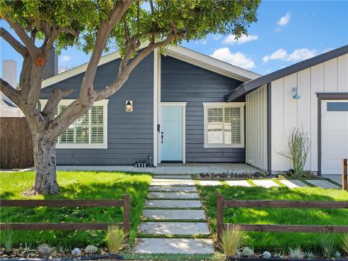 2818 N Lowell , Santa Ana, CA