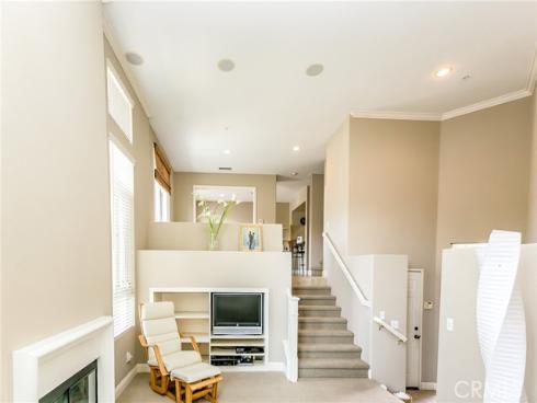 3415 S Main  D  Street, Santa Ana, CA