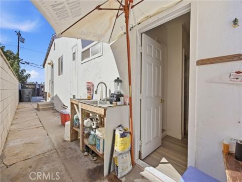 1926 W 18th   Street, Santa Ana, CA