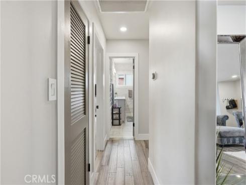 2215 N Spurgeon  , Santa Ana, CA