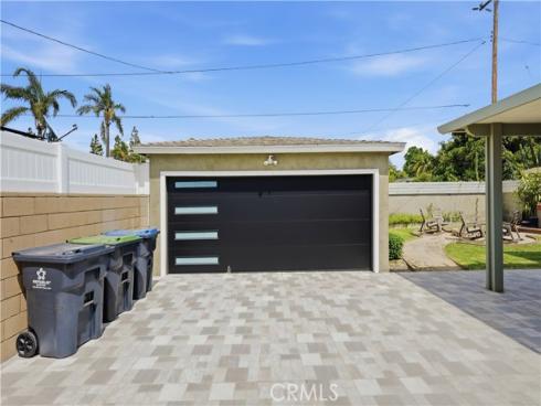2215 N Spurgeon  , Santa Ana, CA