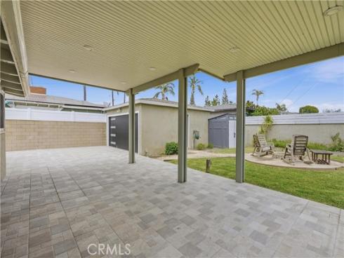 2215 N Spurgeon  , Santa Ana, CA
