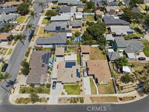 2215 N Spurgeon  , Santa Ana, CA
