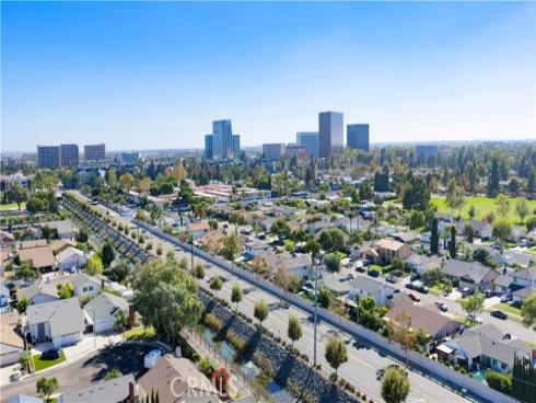 3709 S Olive Street, Santa Ana, CA