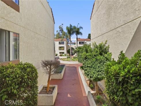 700 W 3rd  A209  Street, Santa Ana, CA