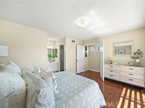 5134 W 1st D Street, Santa Ana, CA