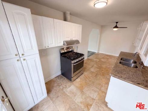 1426 S Rita Way, Santa Ana, CA
