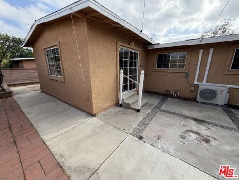 1426 S Rita Way, Santa Ana, CA