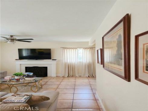 1906 S Broadway  , Santa Ana, CA