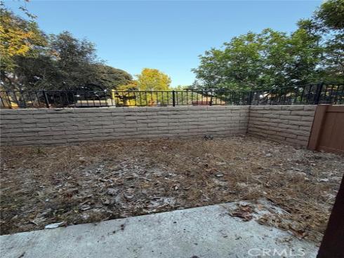 1040 W Macarthur  21  Boulevard, Santa Ana, CA