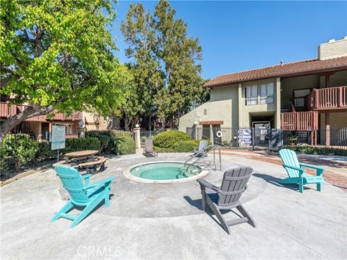 1040 W Macarthur  21  Boulevard, Santa Ana, CA