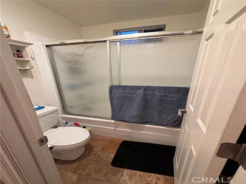1040 W Macarthur  21  Boulevard, Santa Ana, CA