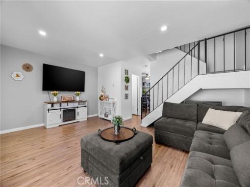 3010 Bradford D , Santa Ana, CA