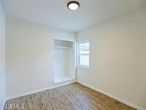 122 N Bewley Street, Santa Ana, CA
