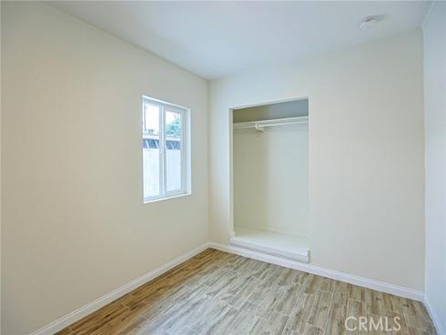 122 N Bewley Street, Santa Ana, CA