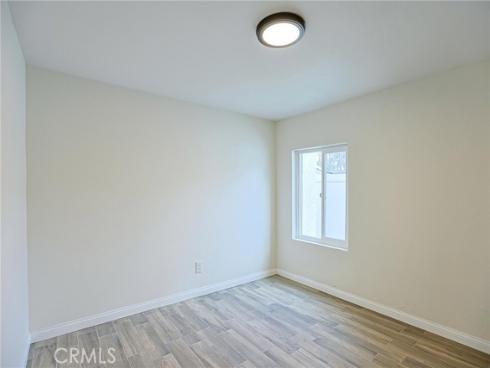 122 N Bewley Street, Santa Ana, CA